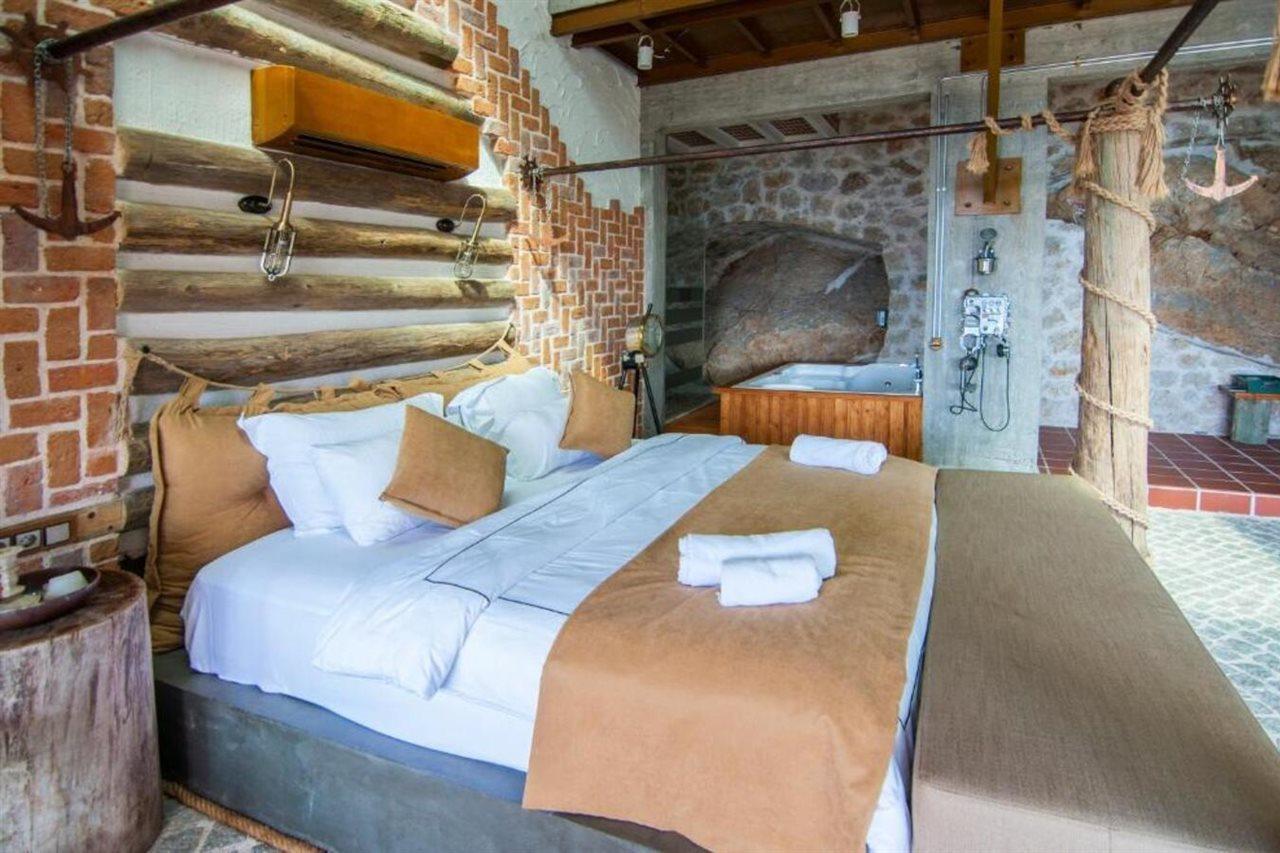 Отель Oeluedeniz Loft - Adults Only Экстерьер фото